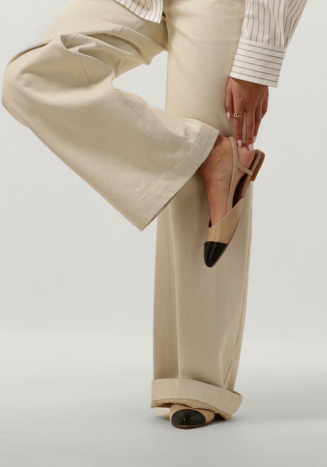 Beige UNISA Slingbacks ASLEY - large