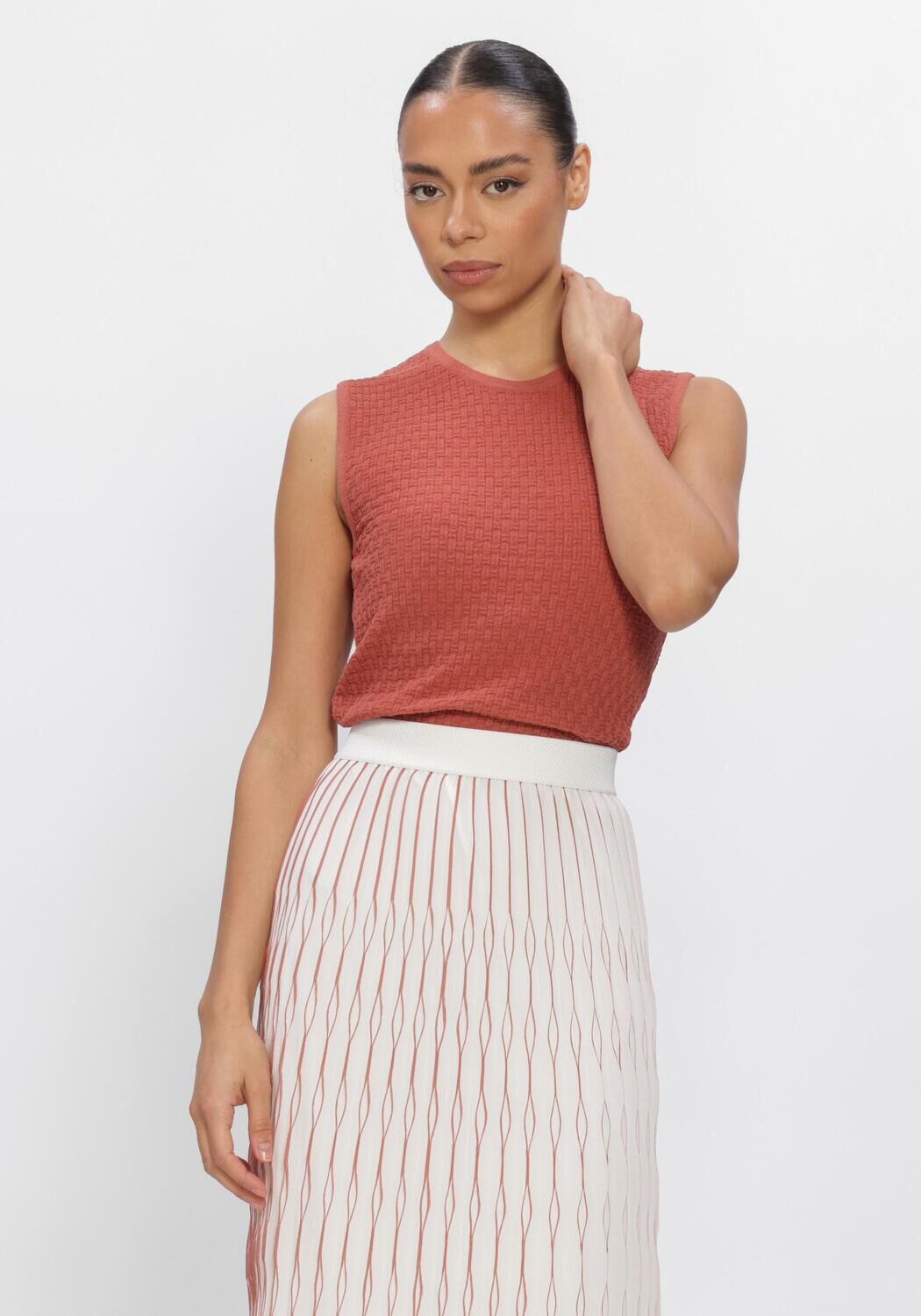 Rode MARC CAIN COLLECTION Tops & T-shirts AC 61.31 M45 - large