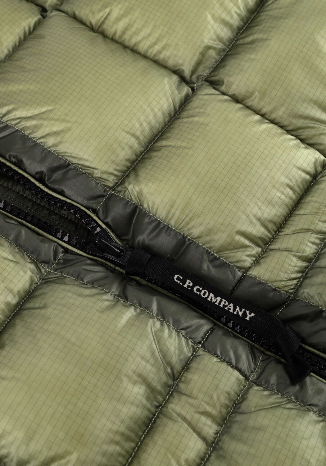 Olijf CP COMPANY Gewatteerde jas MEDIUM JACKET IN DD SHELL - large