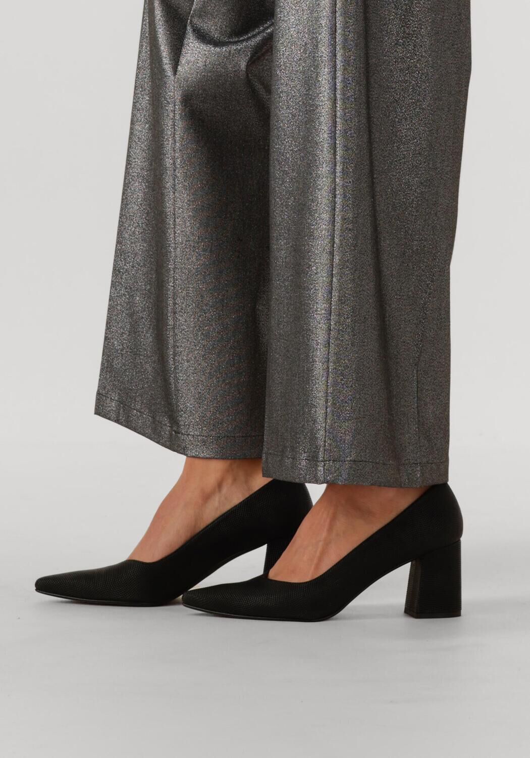 Zwarte NOTRE-V Pumps 2333C - large