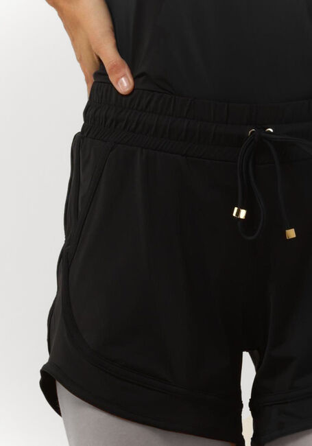 Zwarte DEBLON SPORTS Broeken KATE SHORTS - large