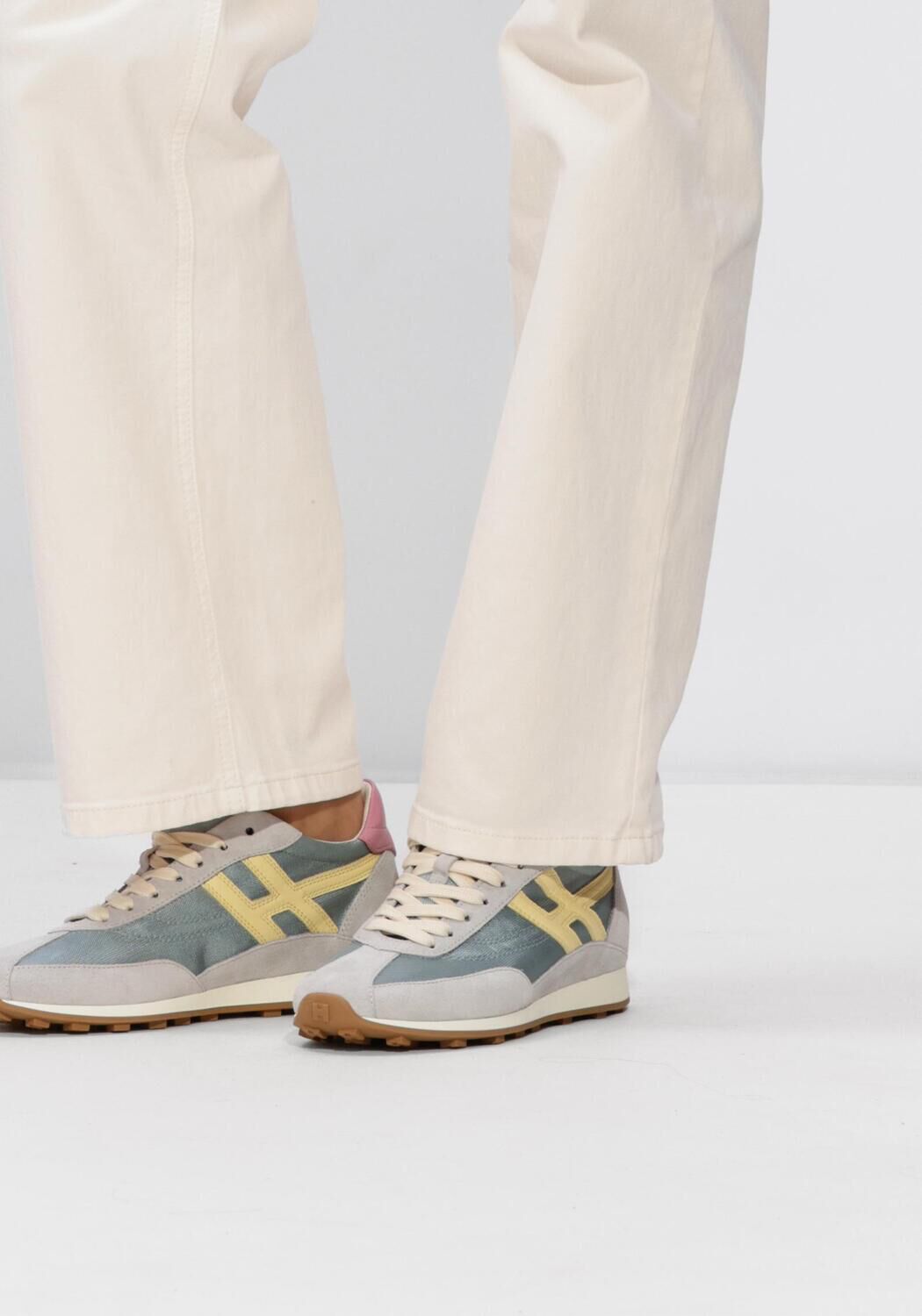 Blauwe HOGAN Lage sneakers H699 ALLACCIATO H - large