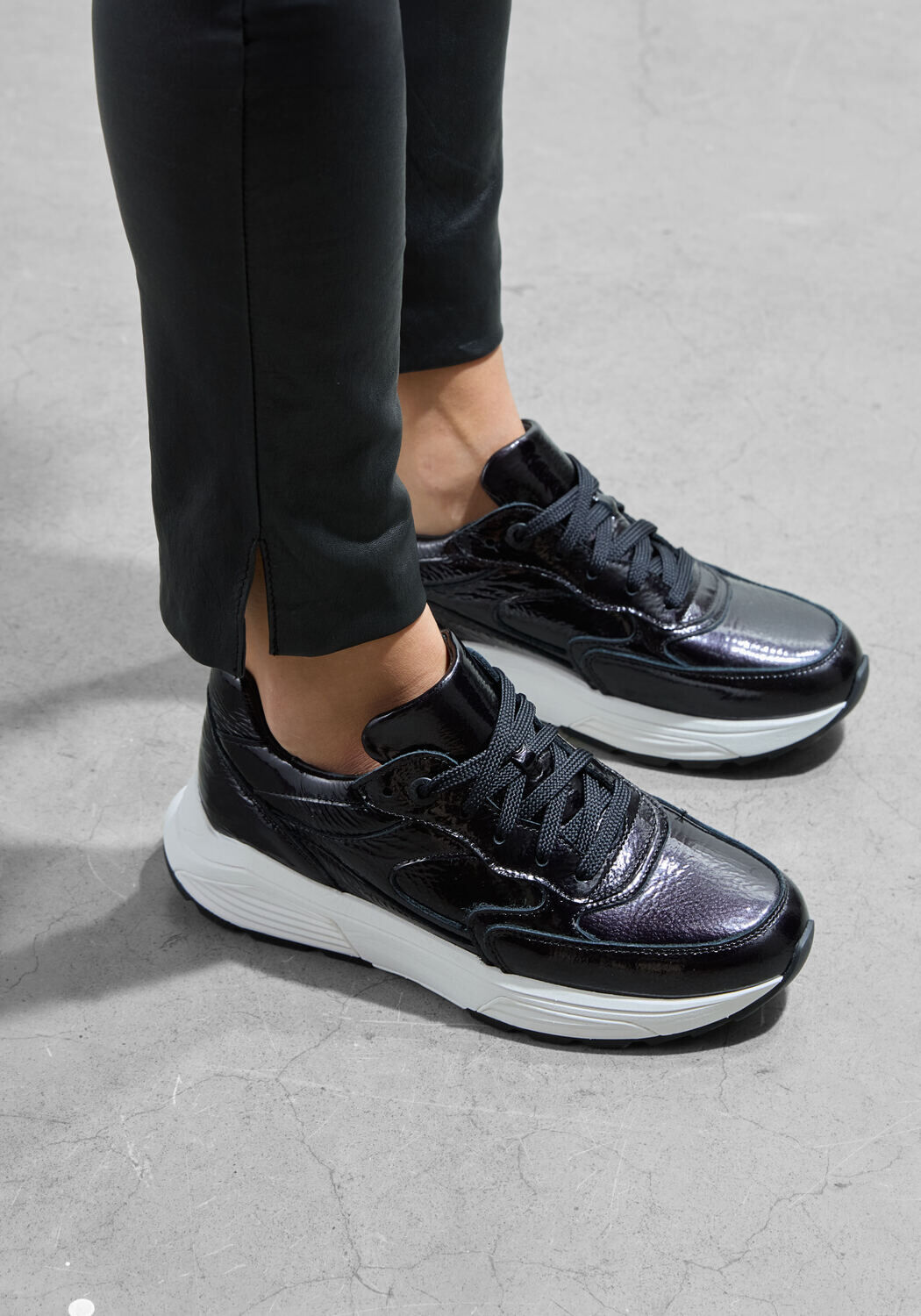 Sneakers zwart lak on sale