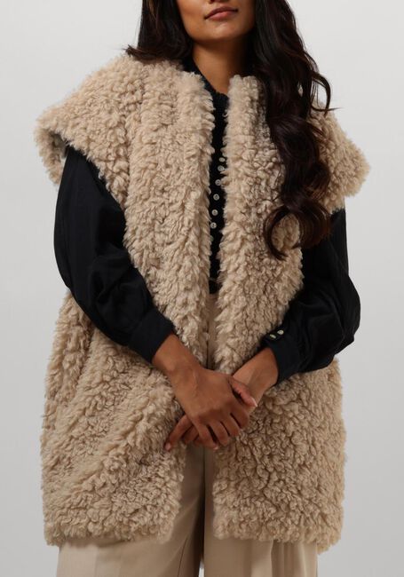 Ecru RUBY TUESDAY Gilet CHRISSIE FAKE FUR LONG GILET - large