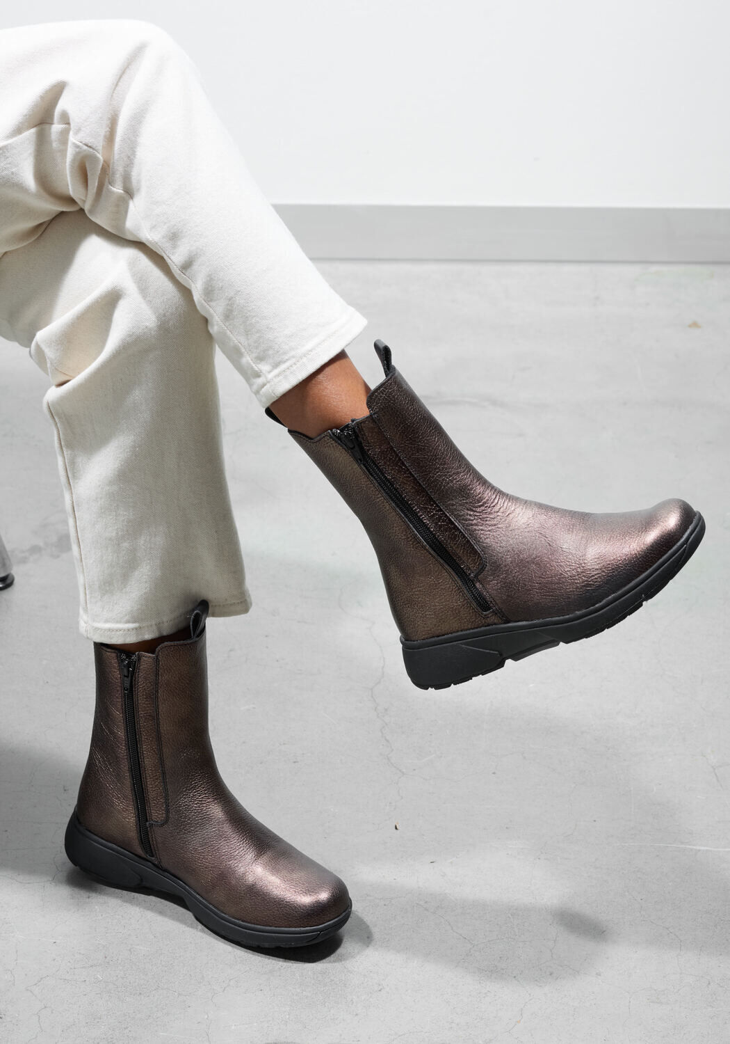 Bronzen XSENSIBLE Enkellaarsjes MET H LAARS RITS - large