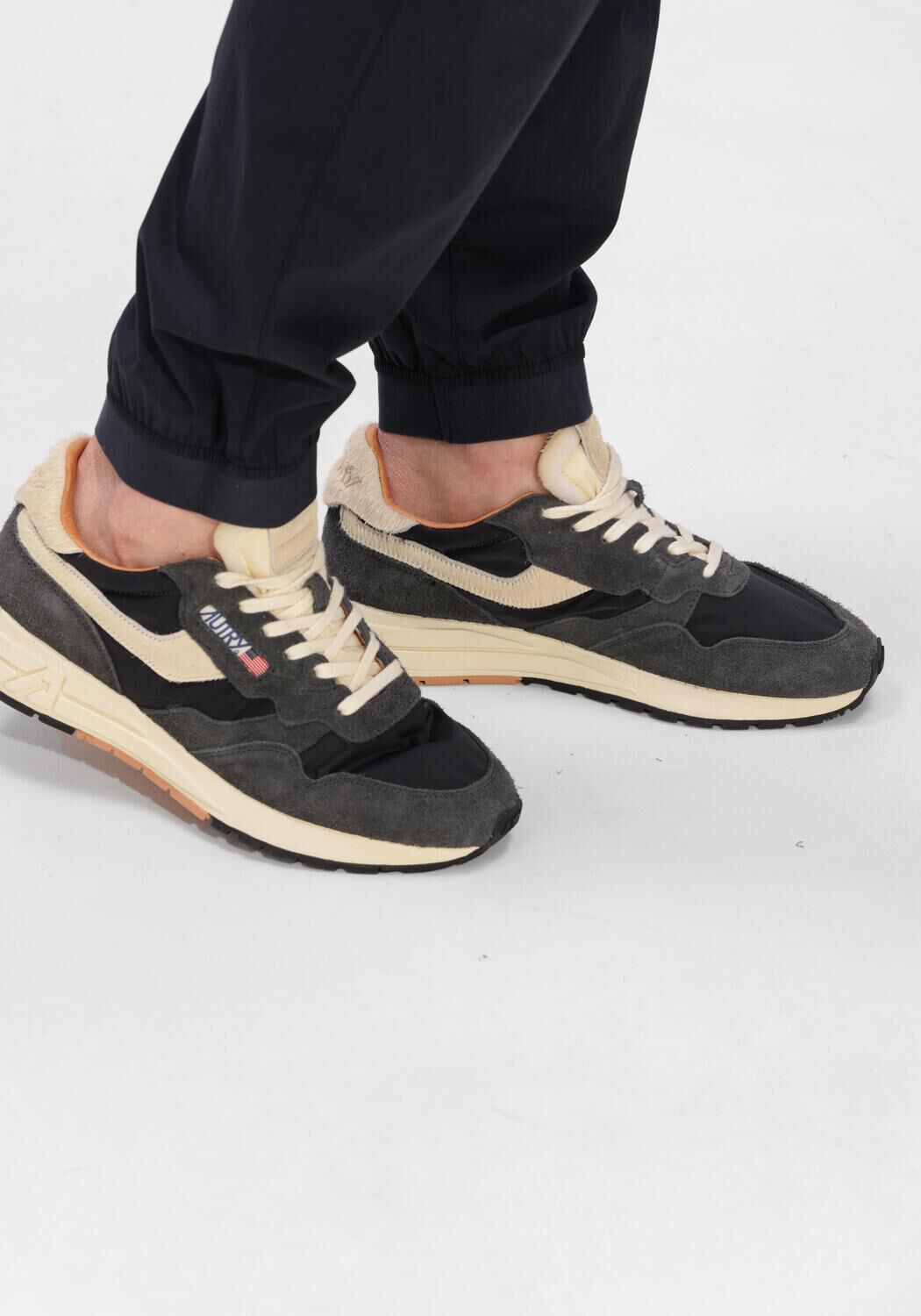 Grijze AUTRY Lage sneakers REELWIND LOW MAN - large