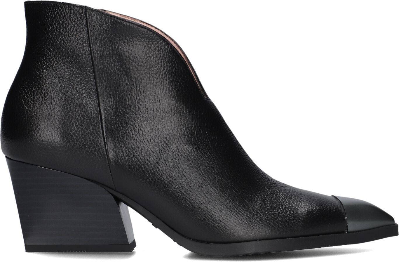 Hispanitas Enkellaarsjes
Dames Hi243596, Maat: 35, Materiaal: Leer, Kleur: Zwart