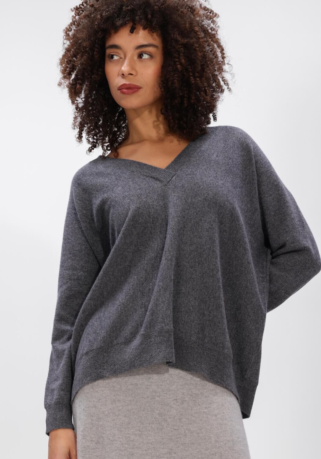 Donkergrijze LISA YANG Trui KENNY SWEATER - large