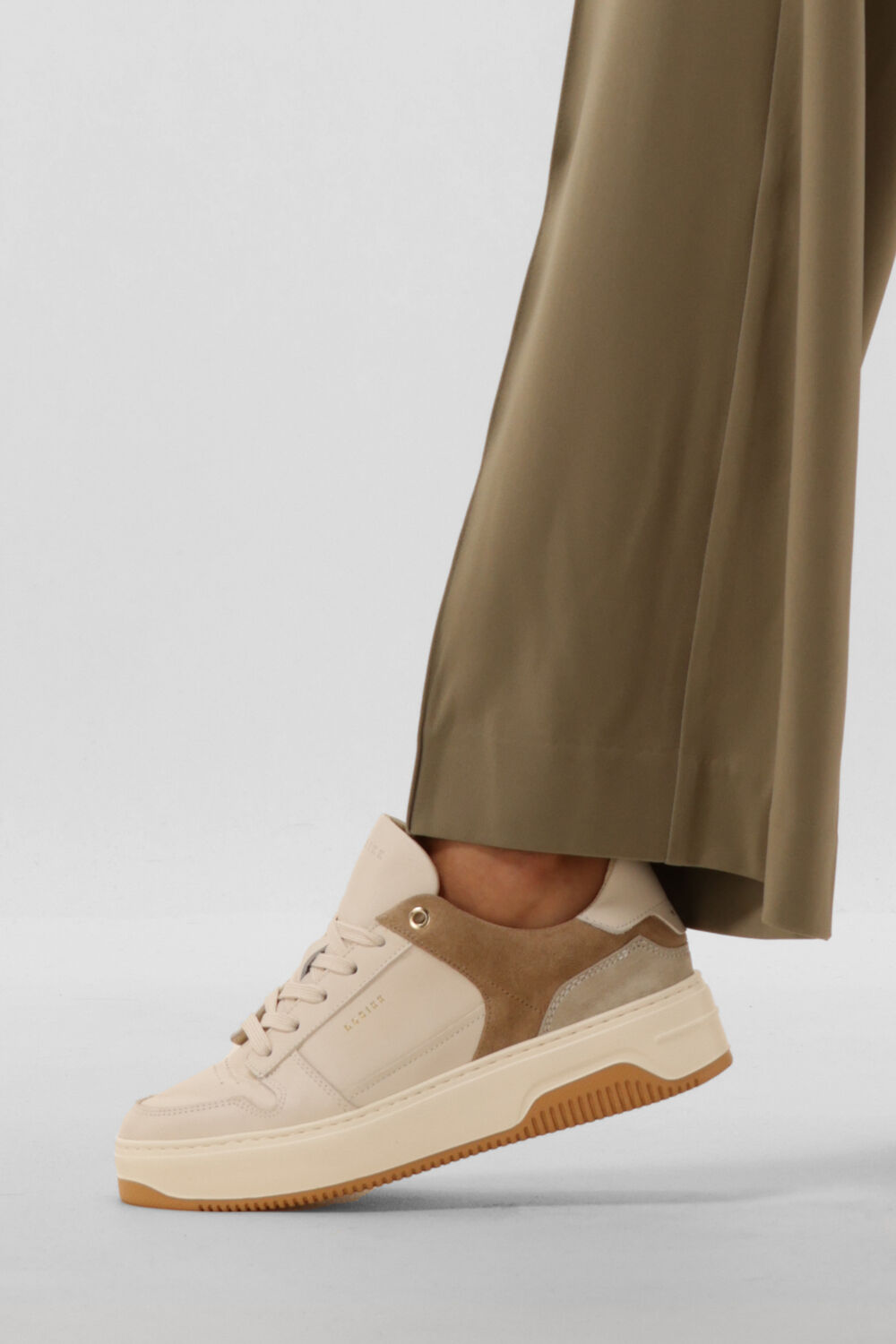 Witte NUBIKK Lage sneakers BASKET COURT DAMES - large