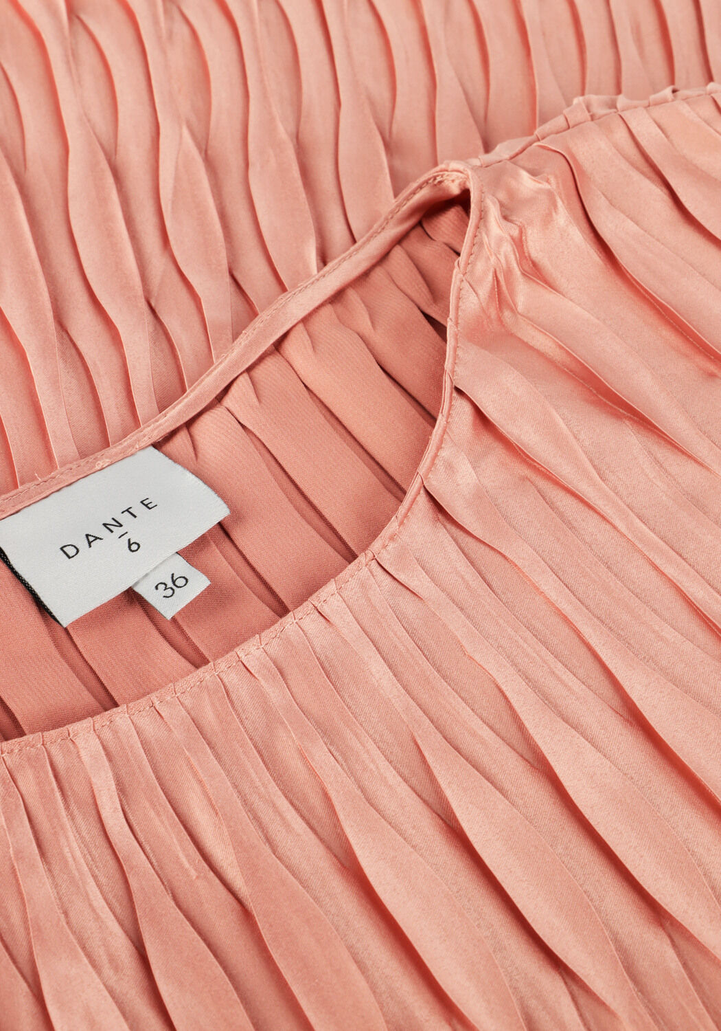 Lichtroze DANTE6 Blouses LELIA PLISSE TOP - large