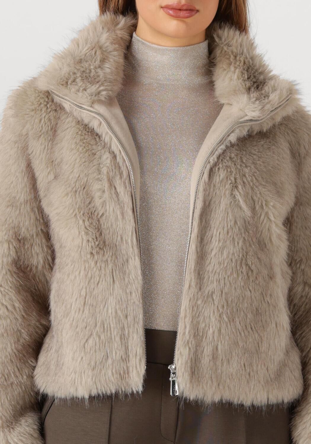 Zand MARC CAIN COLLECTION Faux fur jas ZC 12.07 W64 - large