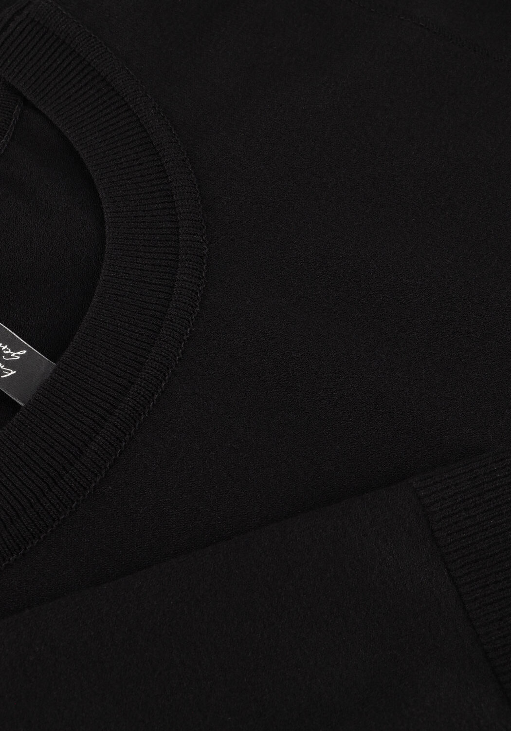 Zwarte MARC CAIN ESSENTIALS T-shirt +E 41.06 M11 - large