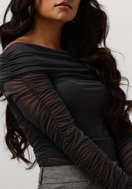 Grijze GESTUZ Top MESSIGZ OFFSHOULDER - large