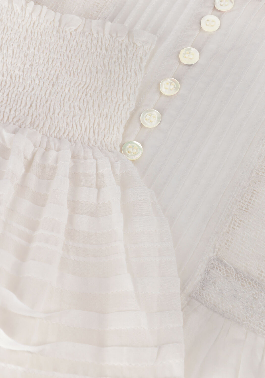 VANESSA BRUNO DAHILA - large