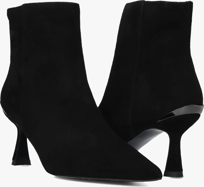 STEFANO LAURAN BOTIN STEFANO LAURAN BOTIN - large