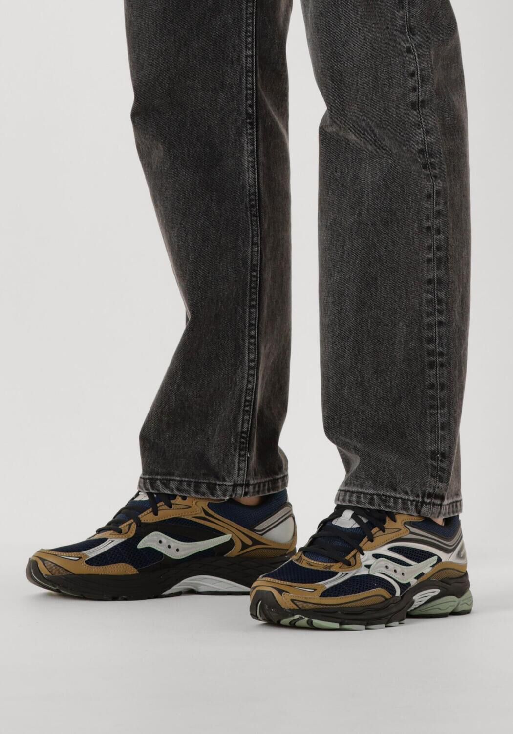 Blauwe SAUCONY Lage sneakers PROGRID OMNI 9 H - large