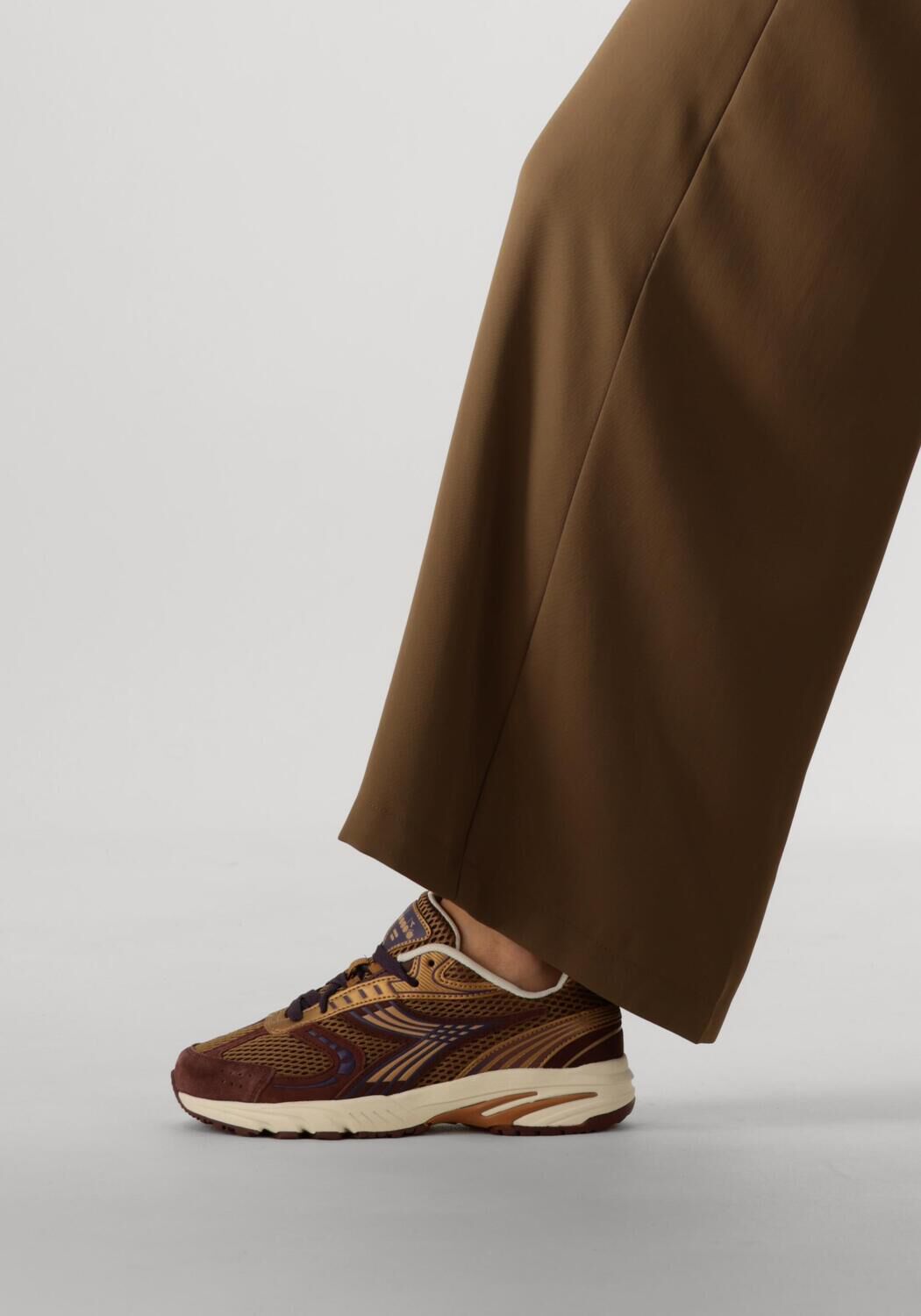 Bruine DIADORA Lage sneakers SAO-KO 280 WN - large