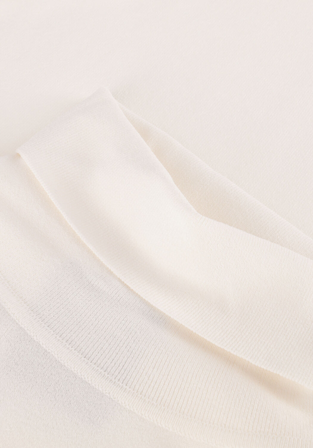 Gebroken wit MARC CAIN COLLECTION Trui ZC 41.20 M43 - large