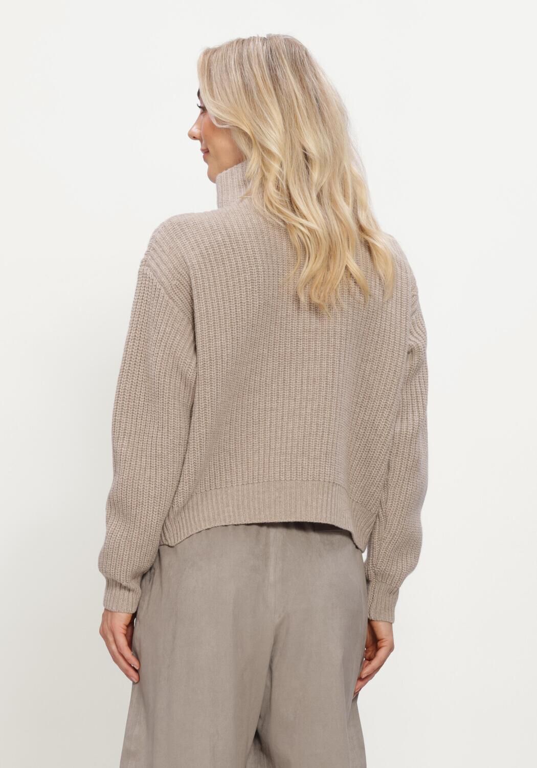 Beige FFC Vest ZIPPERJACKE GRETA - large
