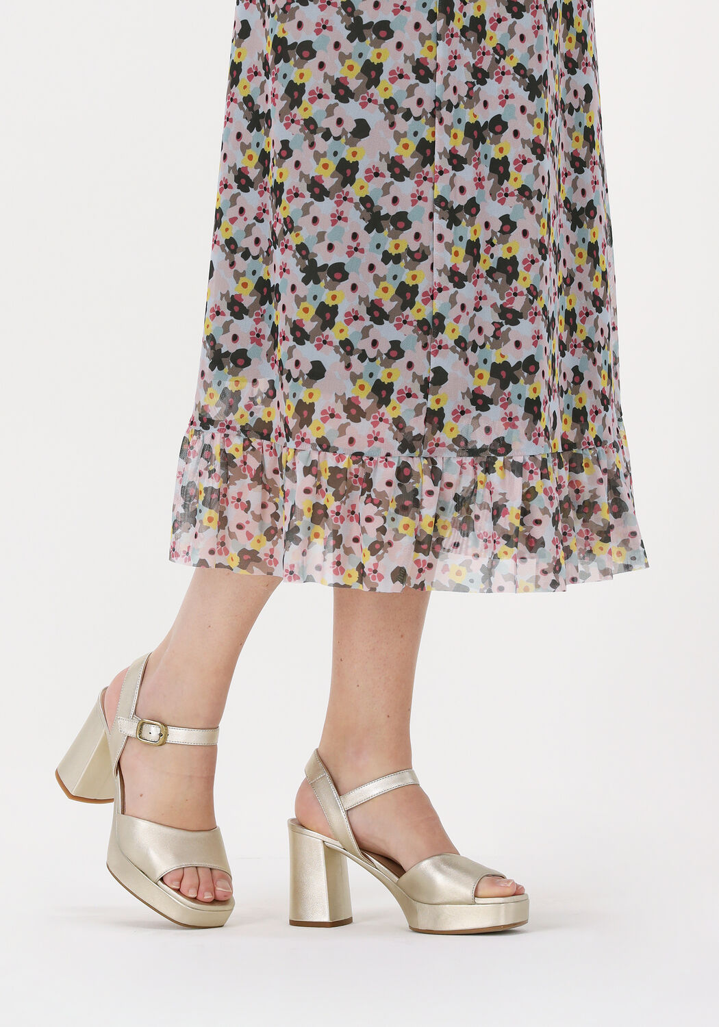 Gouden UNISA Sandalen met hak ODRAN - large