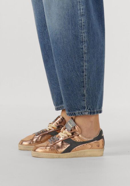 DIADORA HERITAGE PRESTIGE METAL USED DIADORA HERITAGE PRESTIGE METAL USED - large