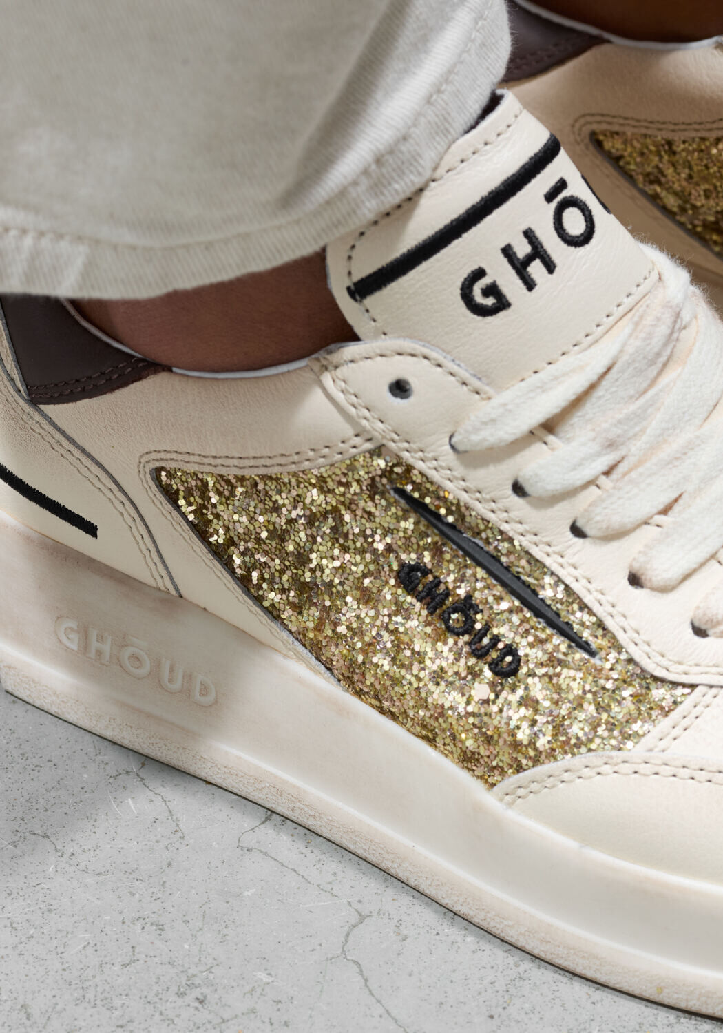 Gouden GHOUD Lage sneakers GLITTER LOW SNEAKER - large