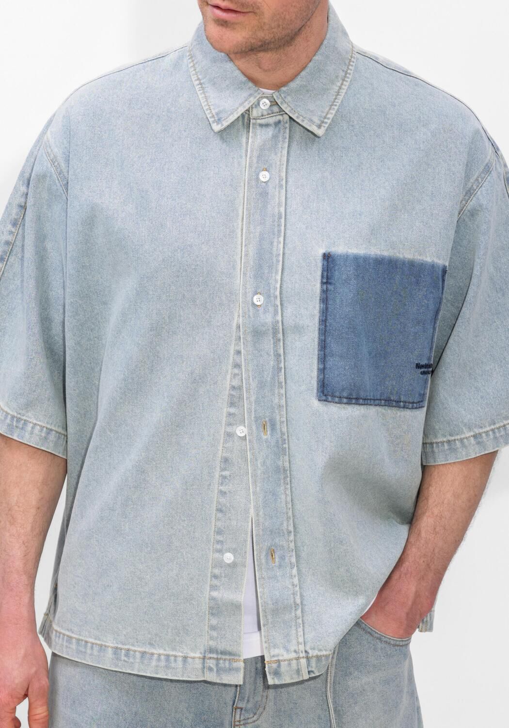 Lichtblauwe NEW AMSTERDAM SURF ASSOCIATION Casual overhemd LYOCELL SHORT SLEEVES LIGHT BLUE - large