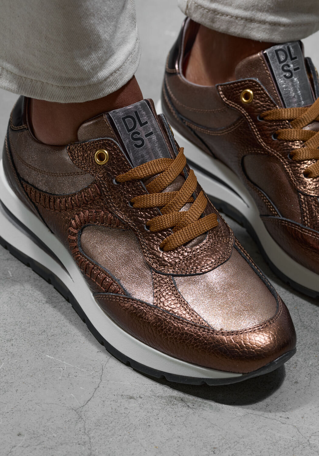 Bronzen DL SPORT Lage sneakers 6333 - large