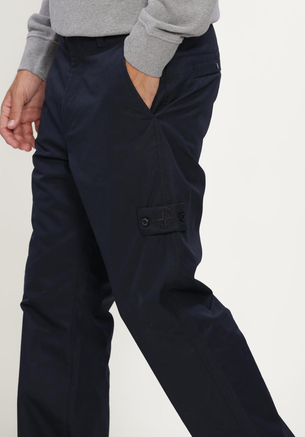 Donkerblauwe STONE ISLAND Lange broeken TROUSERS S0F01 - large