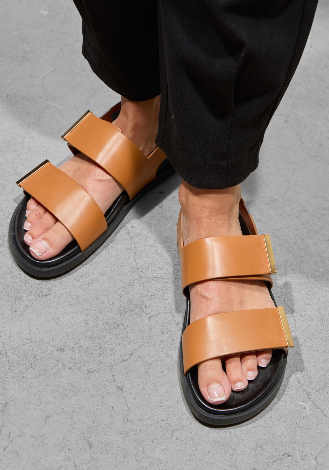 Cognac TOD'S Platte sandalen FASCE TERM - large