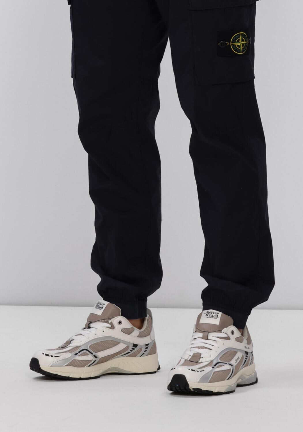 Witte MERCER AMSTERDAM Lage sneakers THE RE-RUN WHITE SILVER M - large