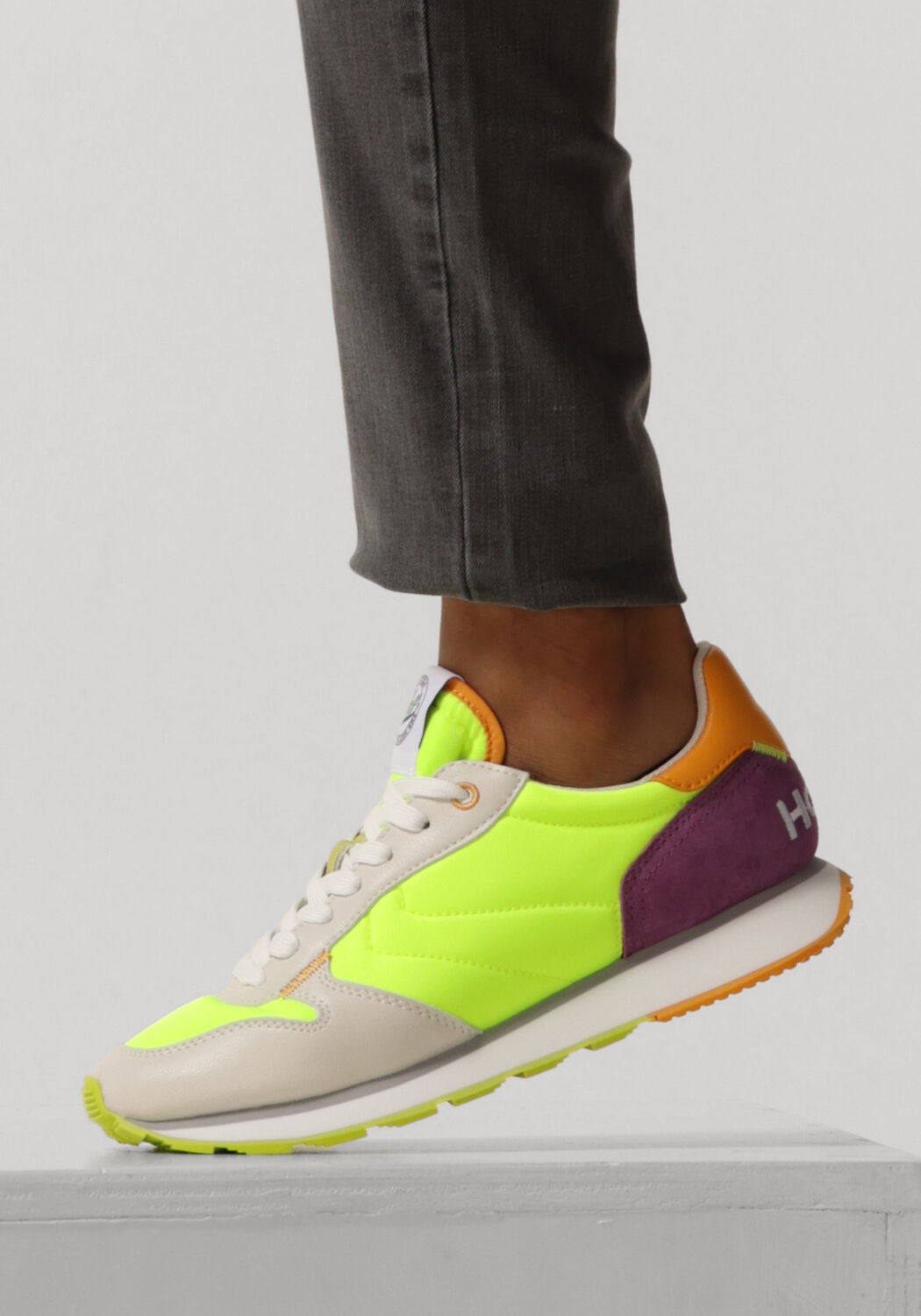 Gele THE HOFF BRAND Lage sneakers TEGEA TRACK - large