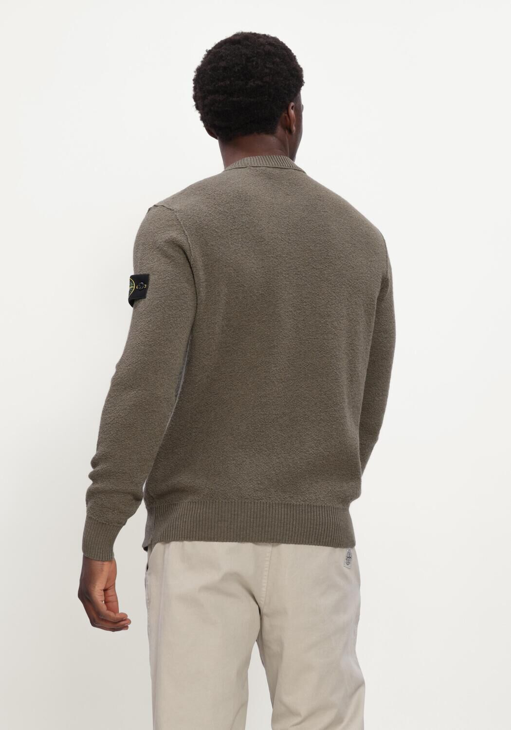 Olijf STONE ISLAND Trui CREW NECK S01C4 - large