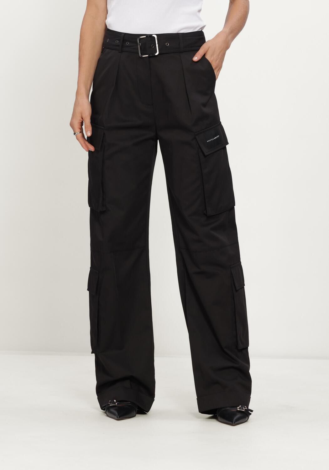 Zwarte HAUTE L'AMITI&Eacute; Broeken RABI CARGO POCKET TALL PANT