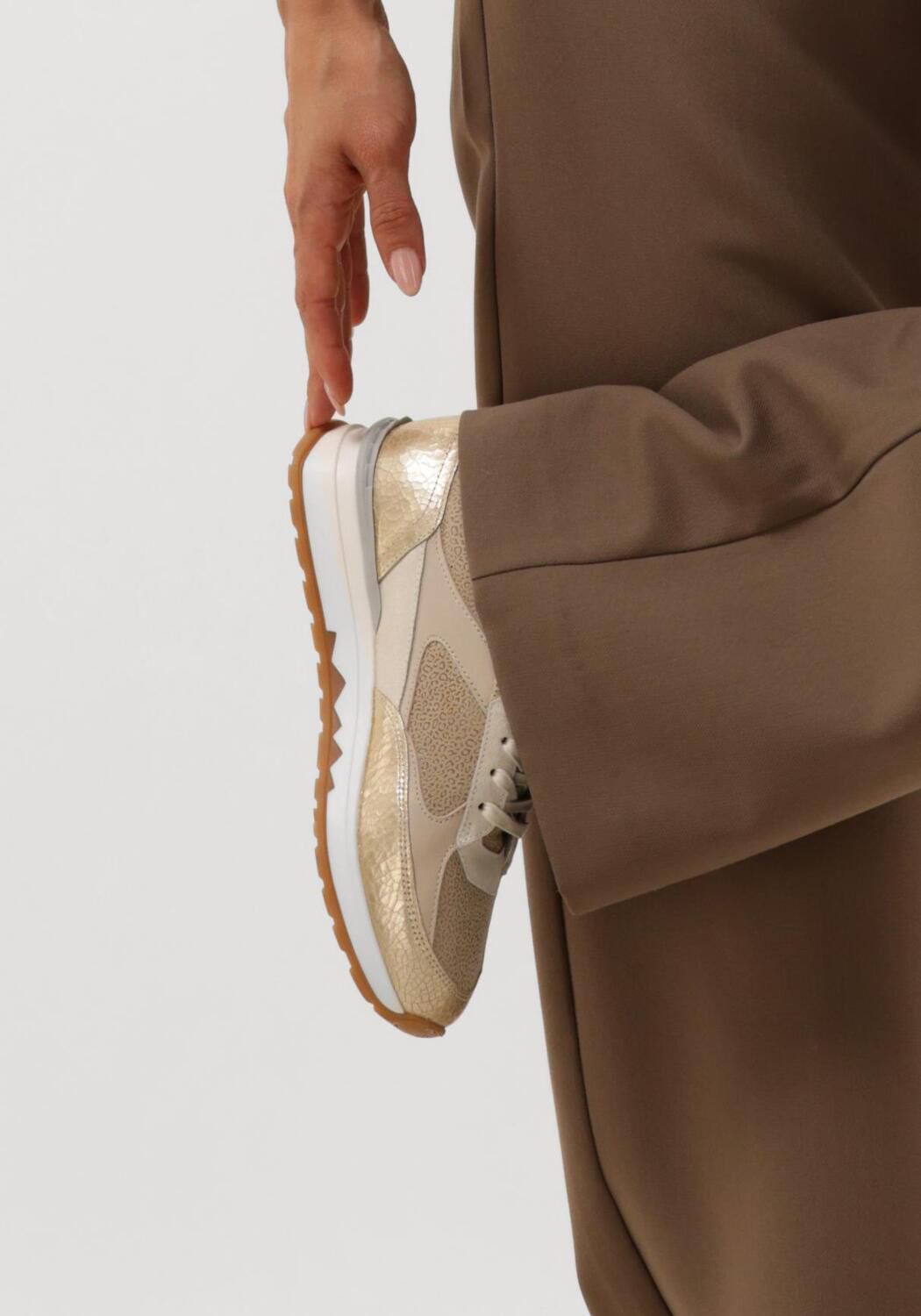 Gouden FLORIS VAN BOMMEL Lage sneakers SFW-10102 - large