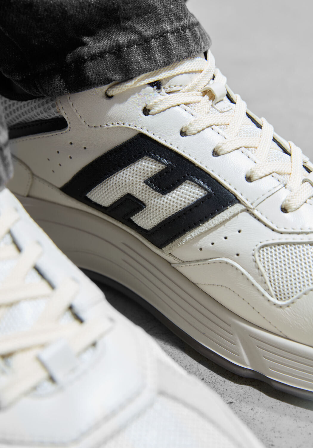 Witte HOGAN Sneakers MESH COMBI RUNNER - large