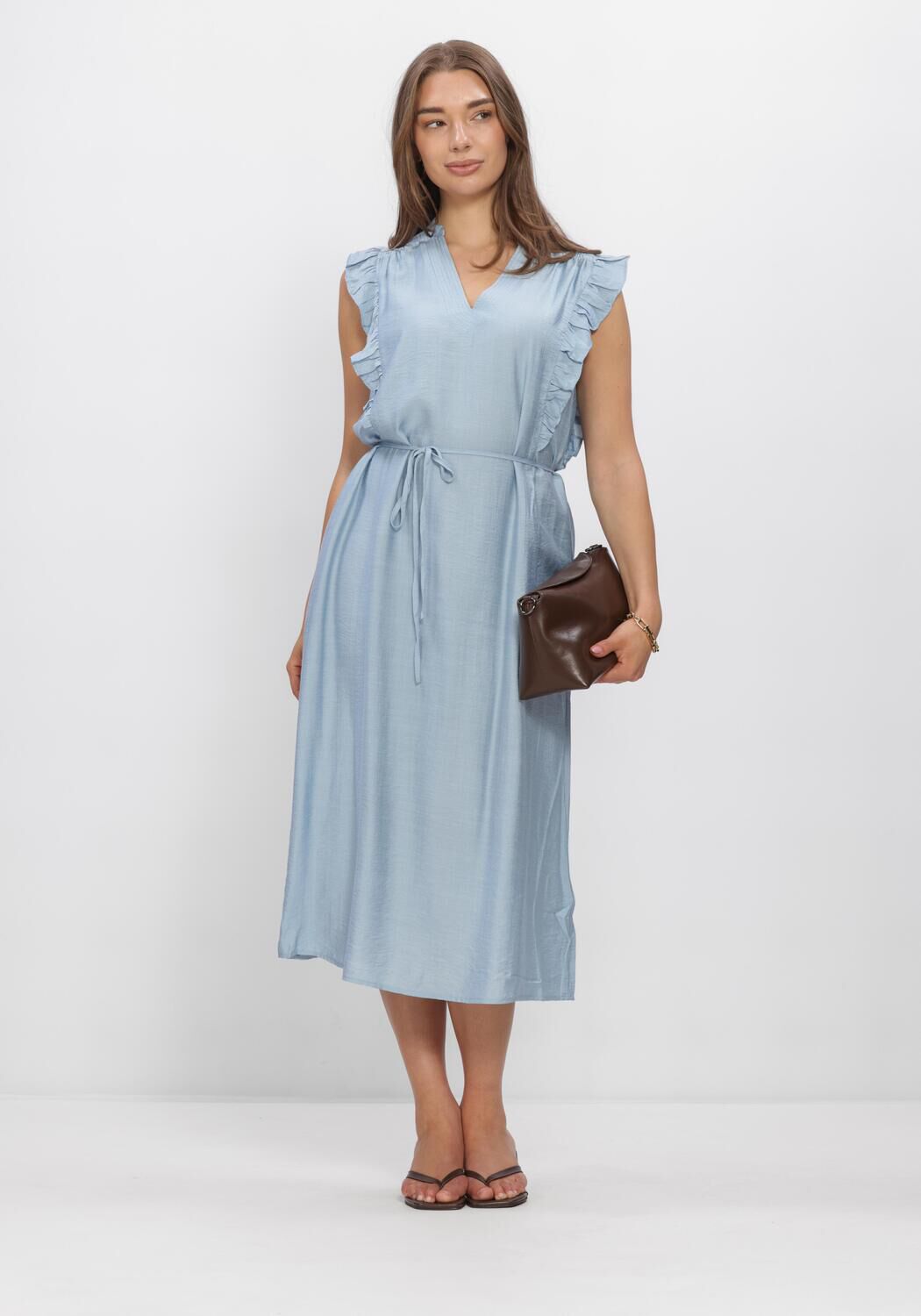 Lichtblauwe CO'COUTURE Maxi jurk HERACC FRILL SS V-DRESS - large
