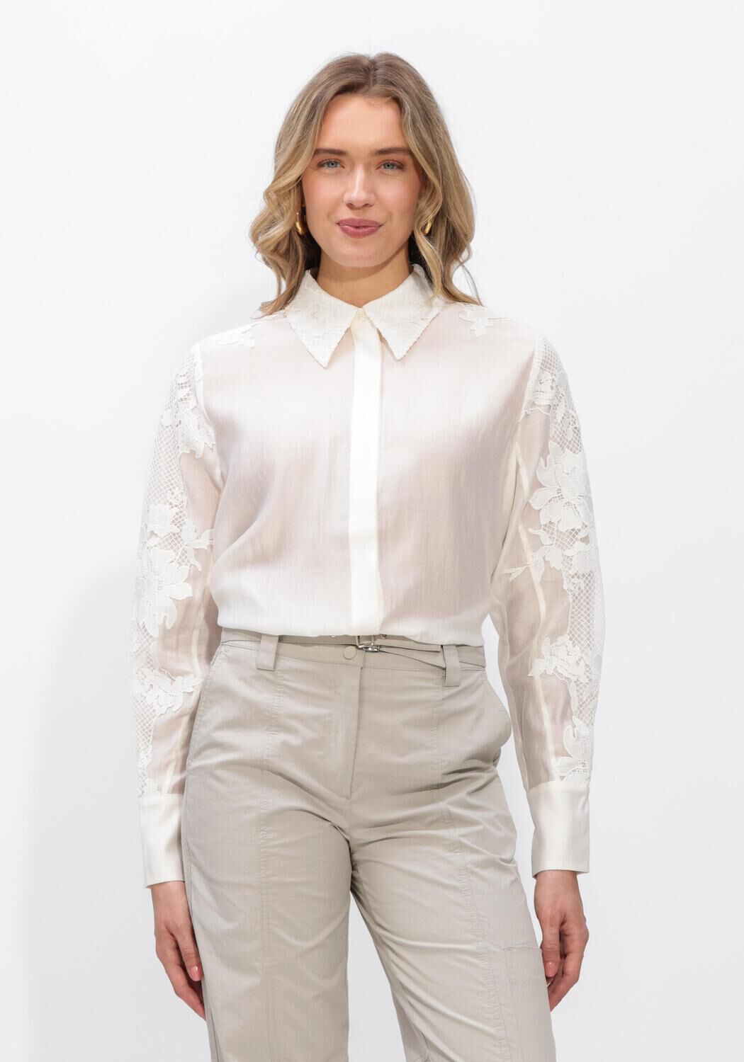Copenhagen Muse Blouse
Dames Cmmolly-shirt 7, Maat: M, Kleur: Gebroken wit afbeelding 1