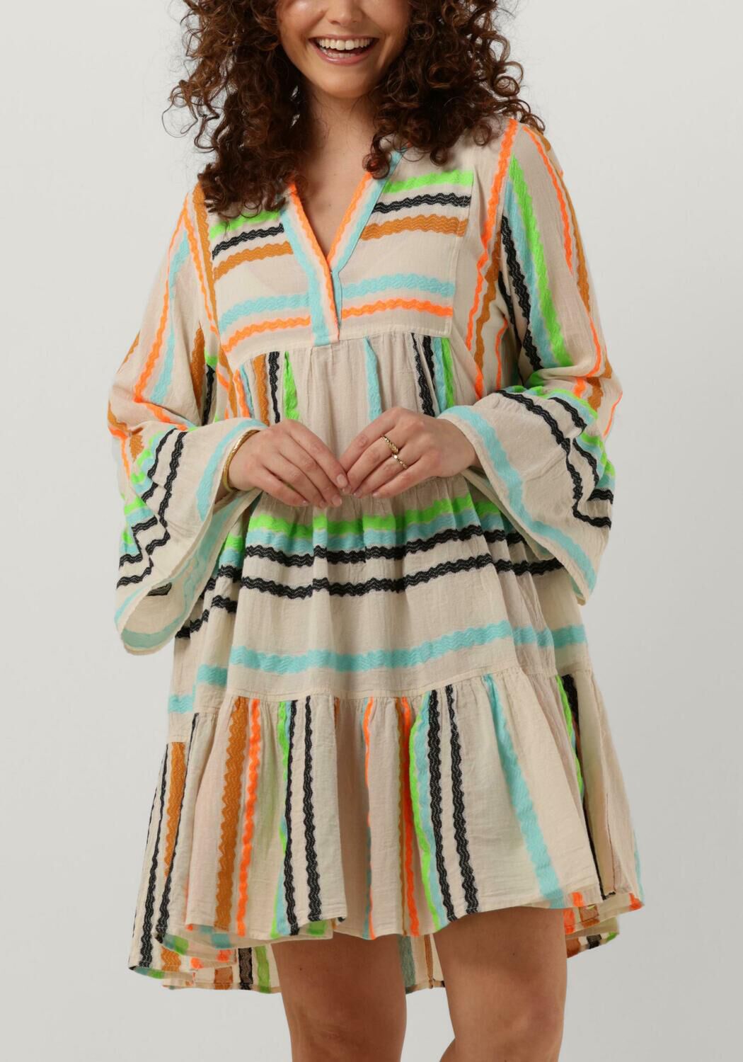 Devotion jurk wit new arrivals