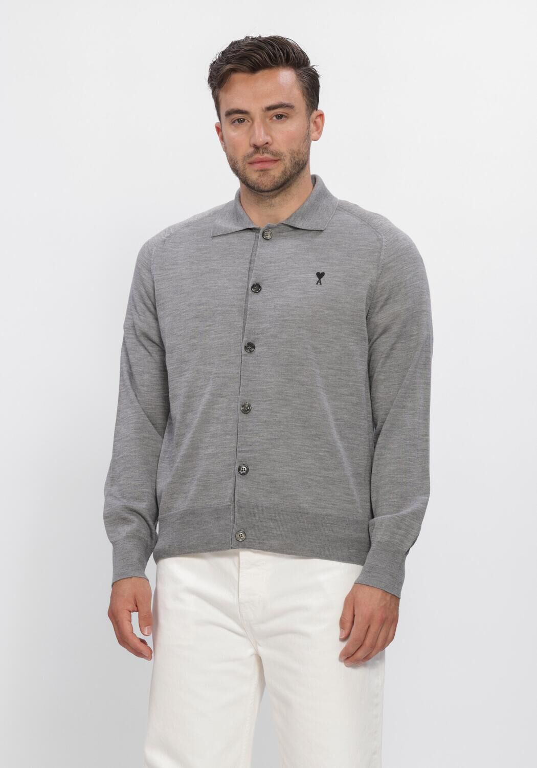 Grijze AMI PARIS Vest SHIRT COLLAR CARDIGAN WITH CONTRASTED AMI DE COEUR - large