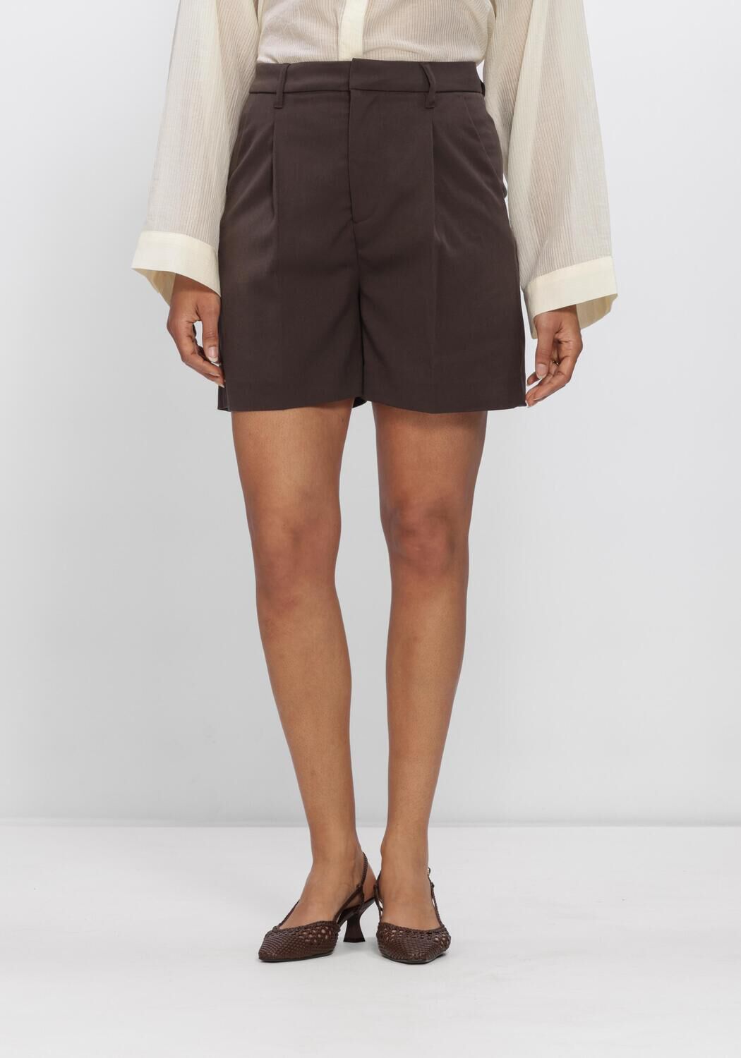 Bruine COPENHAGEN MUSE Korte broek CMTAILOR-SHORTS - large