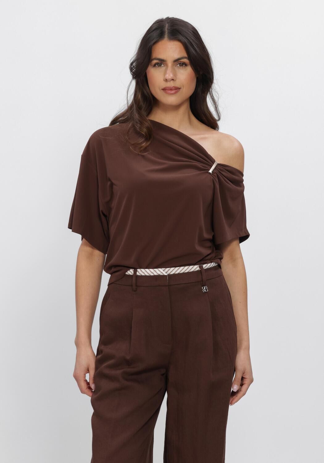 Bruine DANTE6 Top GOU EMBELLISHED DRAPEY TOP - large