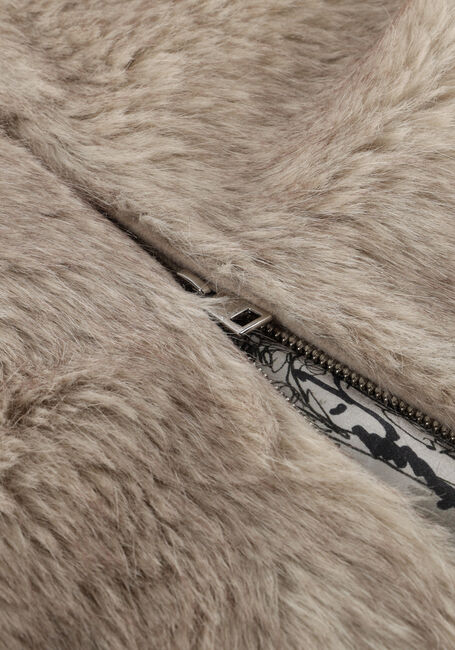 Zand MARC CAIN COLLECTION Faux fur jas ZC 12.07 W64 - large