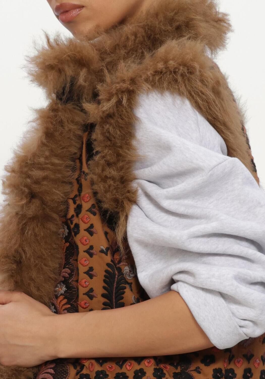 Bruine ANTIK BATIK Gilet IVAN GILET - large