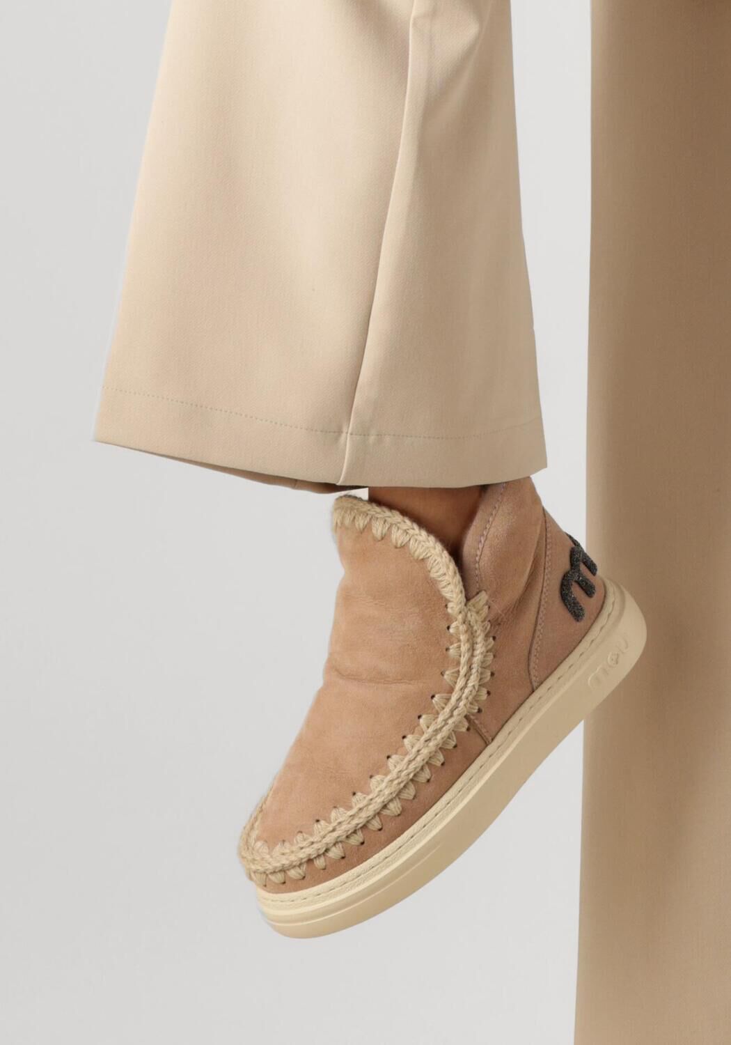 Beige MOU Vachtlaarzen ESKIMO SNEAKER BOLD GLITTER LOGO - large