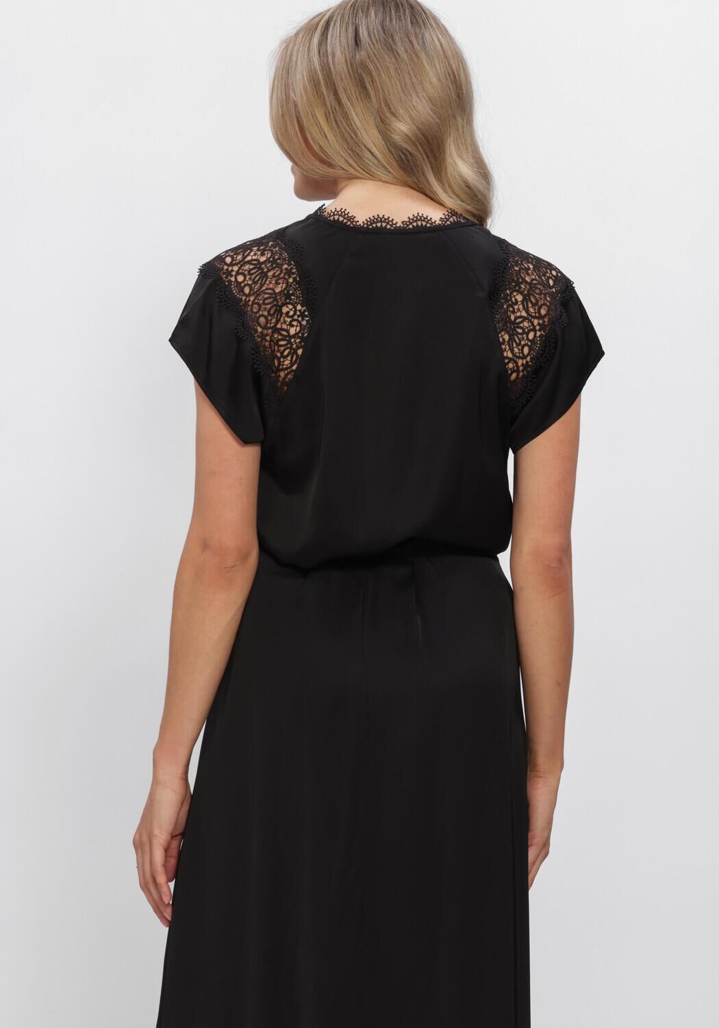 Zwarte BRUUNS BAZAAR Blouses WECKIABBSYNJE BLOUSE - large