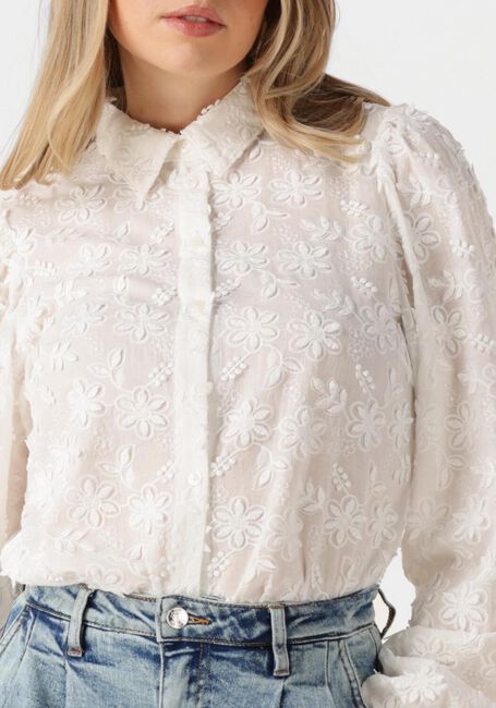 Witte AAIKO Blouses LIEN LONG SLEEVE CO 510 - large