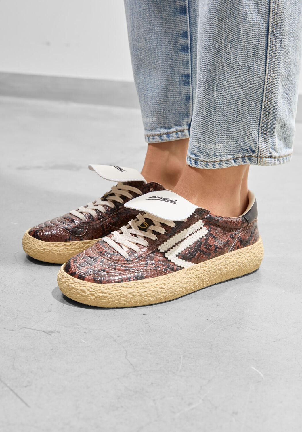 Bruine PURAAI Lage sneakers 4.05 POLLY TAB - large