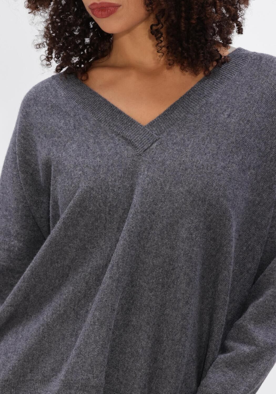 Donkergrijze LISA YANG Trui KENNY SWEATER - large