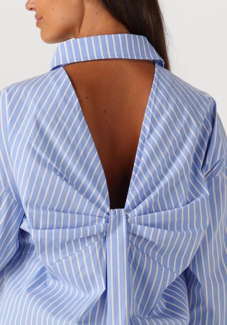 Lichtblauwe HAUTE L'AMITIÉ Blouses BOW CANDY TWIST STRIPE SHIRT - large